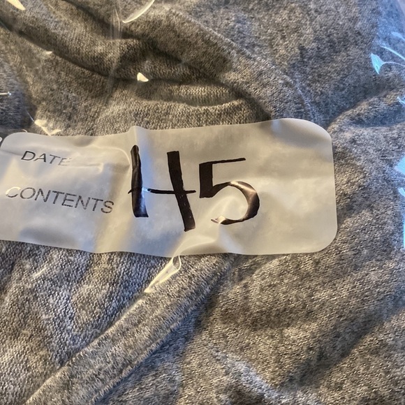 Torrid heathered gray open shoulder lace up soft stretchy quarter sleeve top 2X - Picture 12 of 12